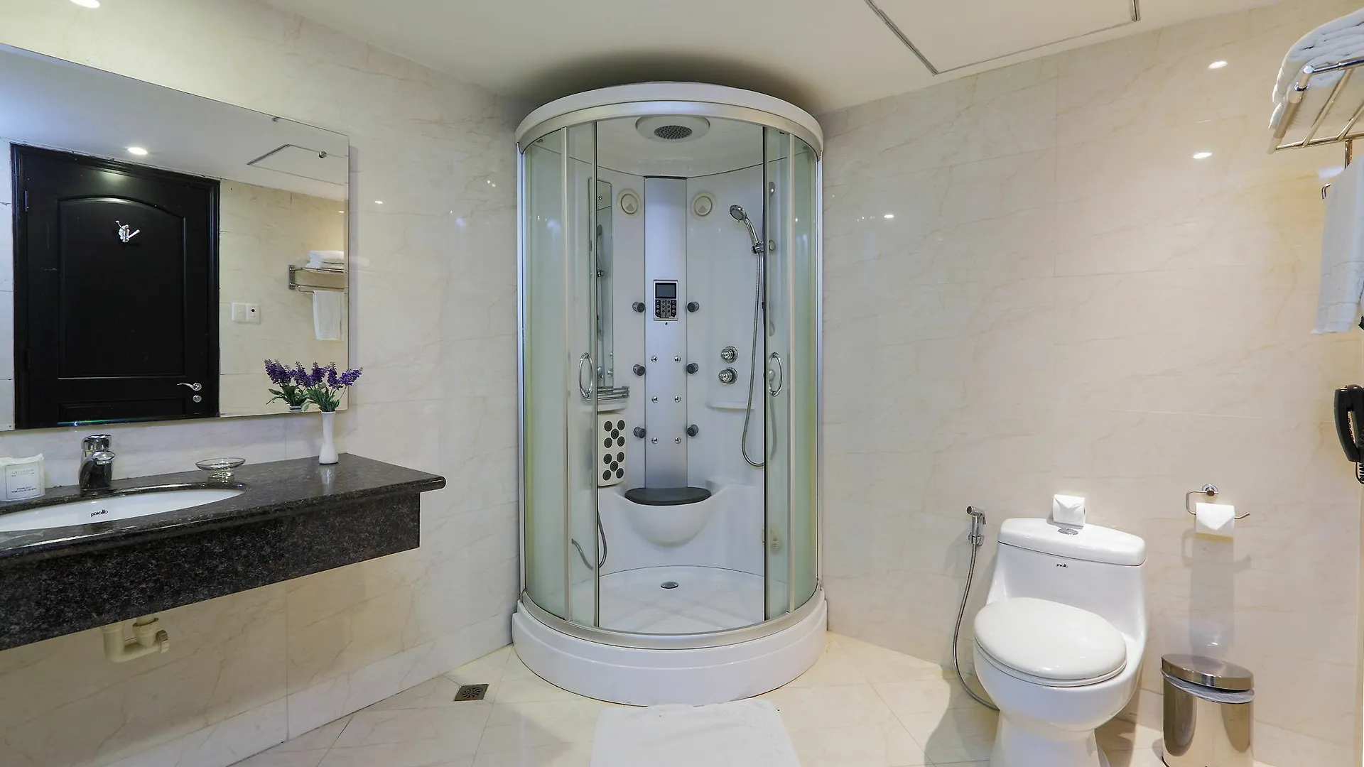 Lavender Hotel Ho Či Minovo Město 3*,